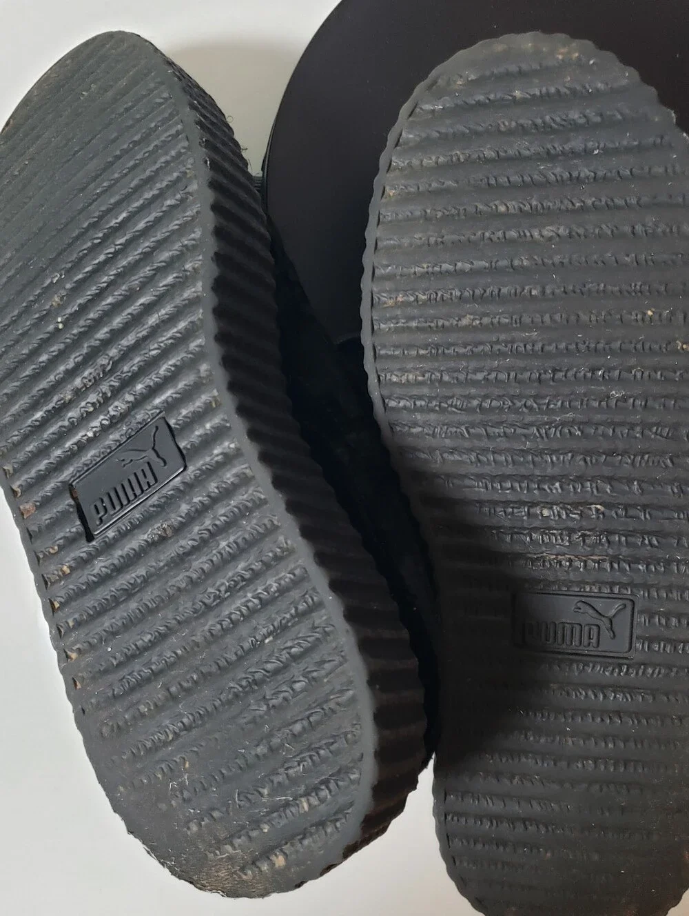 Puma X Fenty Creeper Velvet Platform 7.5 Sneaker Shoes Goth Grunge Fair Wear Fit